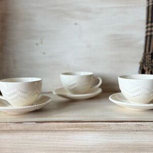 Kara Irish Pottery Aranware 3-Coffee Tea Cups 3-Saucer Beige